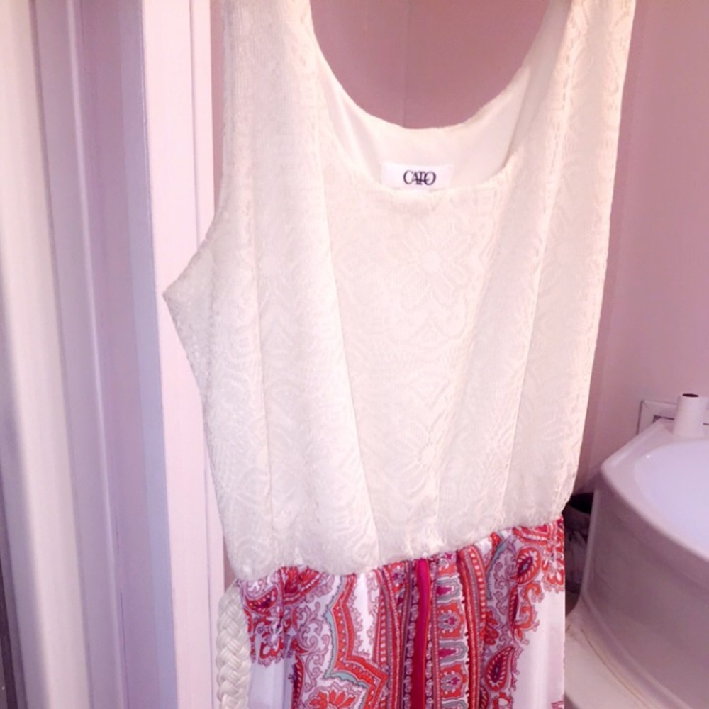 Dress with belt